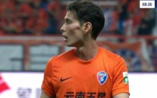 开云体育官网app下载-法甲顶级球员的待遇分析及体育经济背景探讨